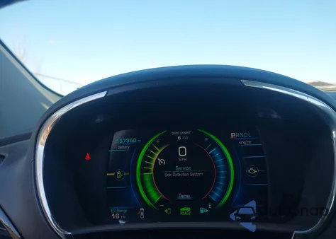 2017 Chevrolet Volt Premier z USA, uszkodzony, nr VIN 1G1RB6S58HU102219